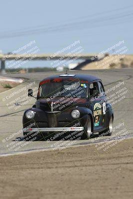 media/Sep-28-2025-24 Hours of Lemons (Sun) [[5dfe0e5f6e]]/12pm (Outside Grapevine)/